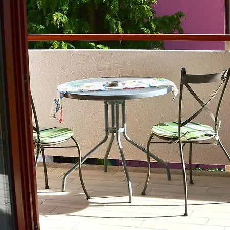 Zdjelar Aparthotel