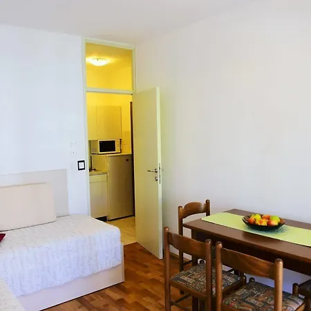 Zdjelar 3* Poreč