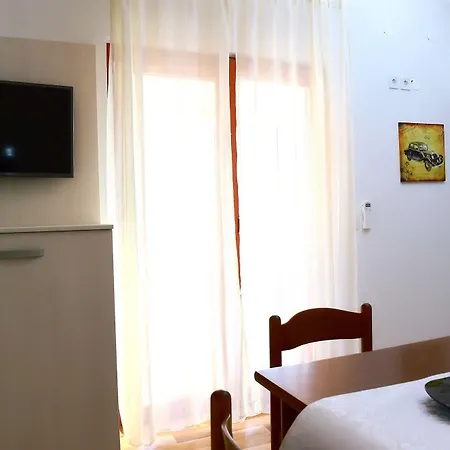 Zdjelar Aparthotel