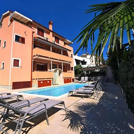 Zdjelar 3* Poreč