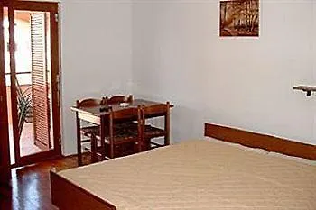 Aparthotel Zdjelar Porec
